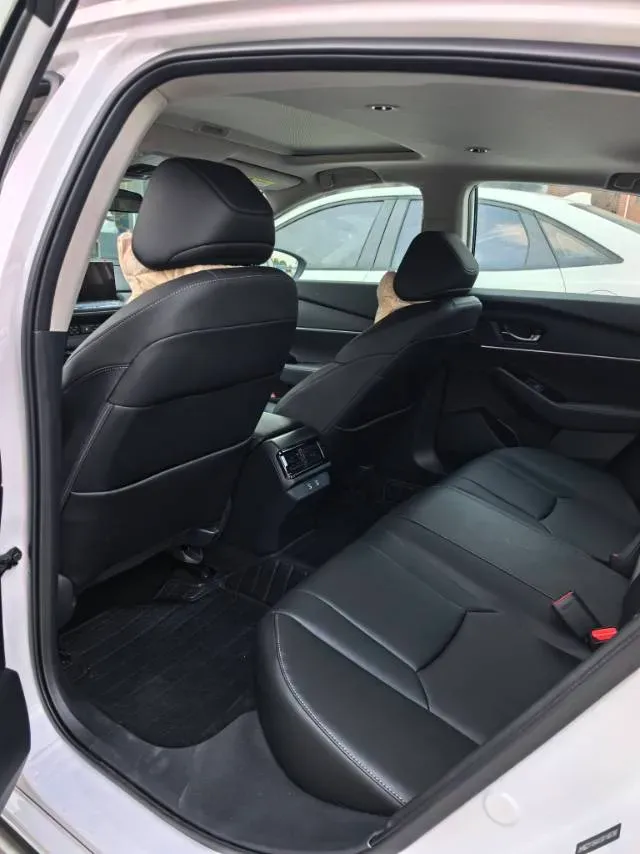 2025 Honda Accord 1.5T 192HP L4 CVT,autocango,china used car exporter,china ev exporter,chinese used car exporter,chinese used ev exporter
