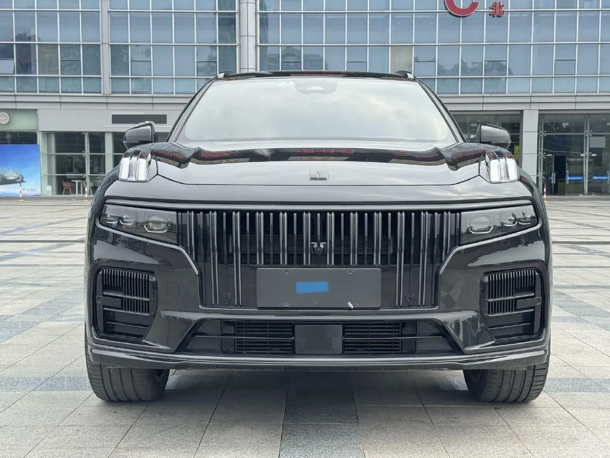 2021 Kia Carnival 2.0T 233HP L4 8AT,autocango,china used car exporter,china ev exporter,chinese used car exporter,chinese used ev exporter