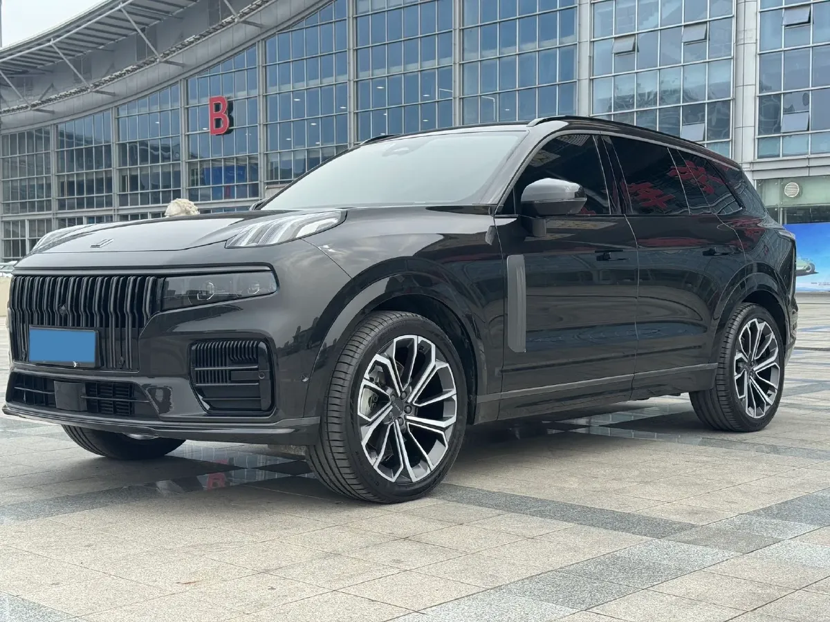 2021 Kia Carnival 2.0T 233HP L4 8AT,autocango,china used car exporter,china ev exporter,chinese used car exporter,chinese used ev exporter