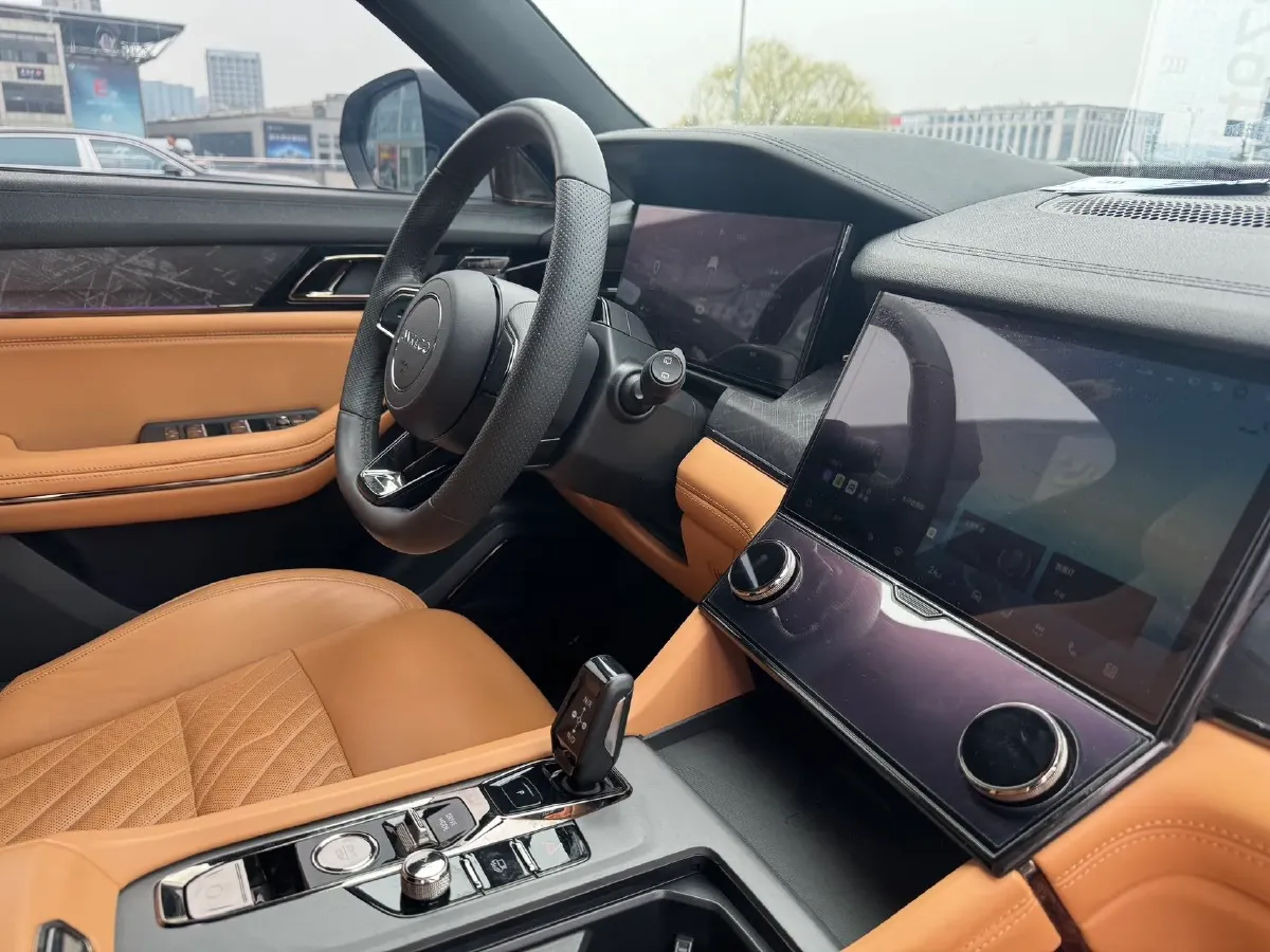 2021 Kia Carnival 2.0T 233HP L4 8AT,autocango,china used car exporter,china ev exporter,chinese used car exporter,chinese used ev exporter