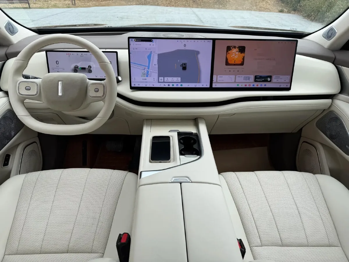 2025 WEY BlueMountain 1.5T 170HP L4 4DHT PHEV 52.3KWH,autocango,china used car exporter,china ev exporter,chinese used car exporter,chinese used ev exporter