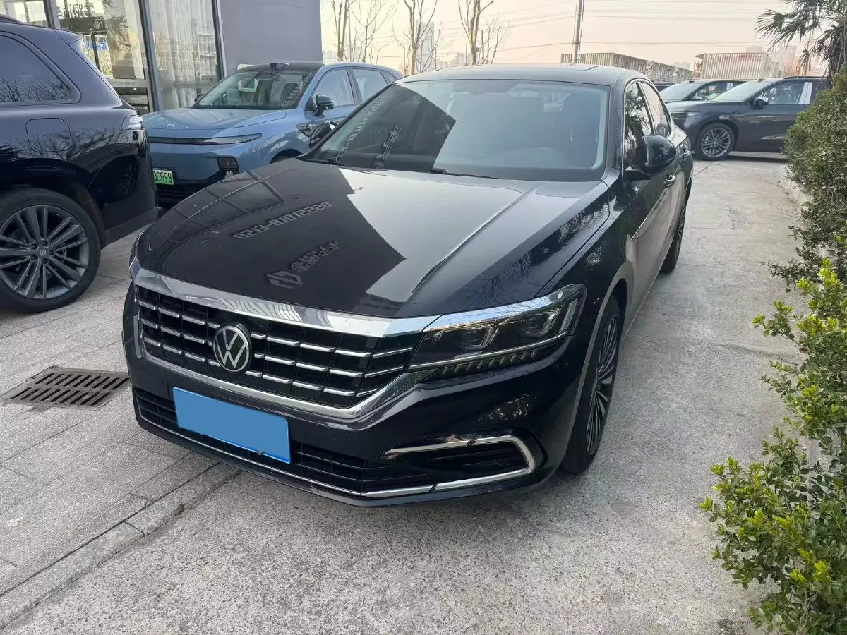 2021 Volkswagen Passat 2.0T 186HP L4 7DCT,autocango,china used car exporter,china ev exporter,chinese used car exporter,chinese used ev exporter