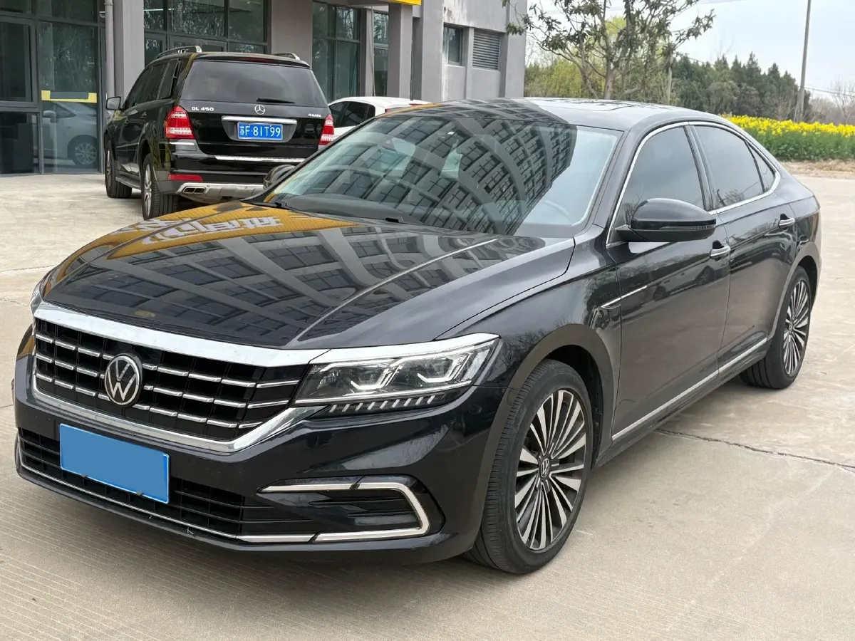 2021 Volkswagen Passat 2.0T 186HP L4 7DCT,autocango,china used car exporter,china ev exporter,chinese used car exporter,chinese used ev exporter
