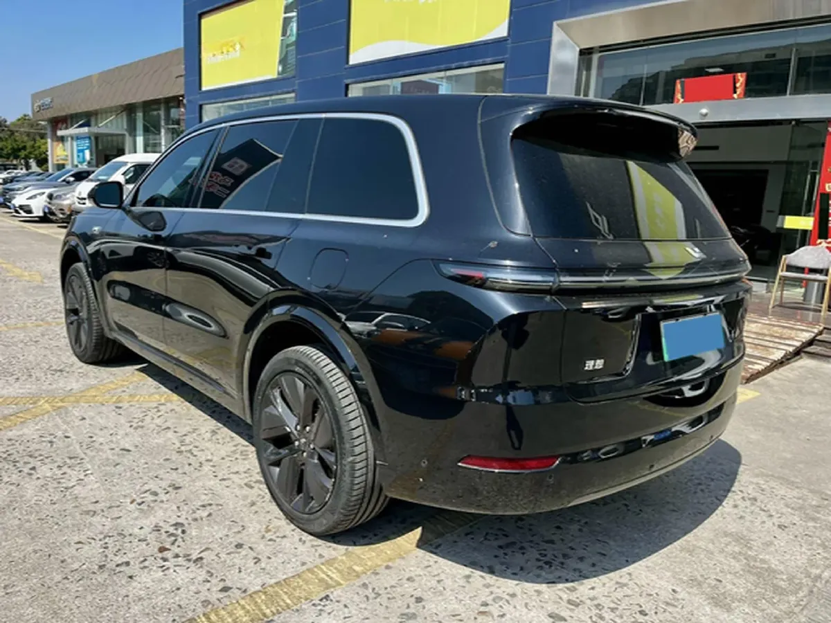2023 Li L9 Range Extended 154HP REEV 42.6KWH,autocango,china used car exporter,china ev exporter,chinese used car exporter,chinese used ev exporter