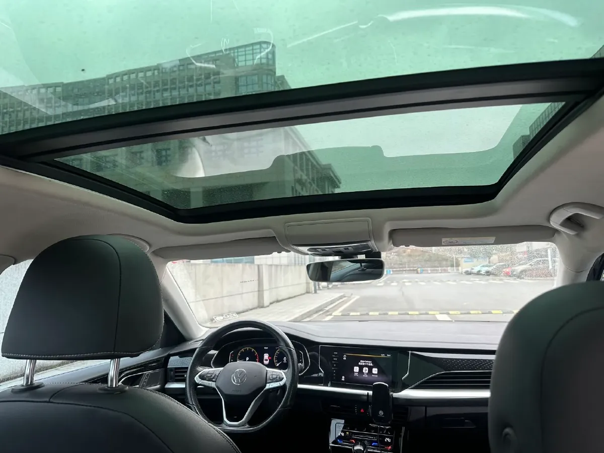 2021 Volkswagen Passat 2.0T 186HP L4 7DCT,autocango,china used car exporter,china ev exporter,chinese used car exporter,chinese used ev exporter