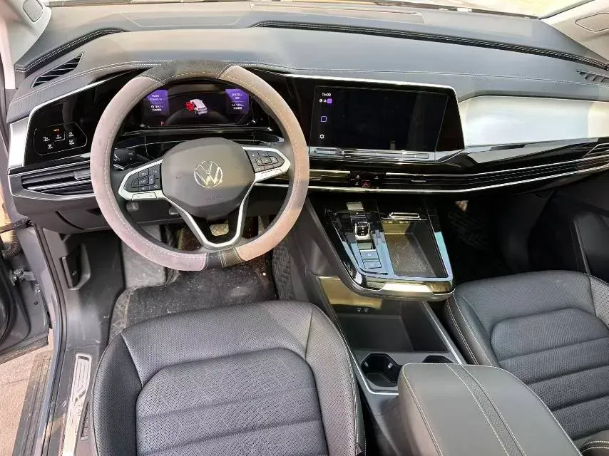 2022 Volkswagen Talagon 2.0T 186HP L4 7DCT,autocango,china used car exporter,china ev exporter,chinese used car exporter,chinese used ev exporter