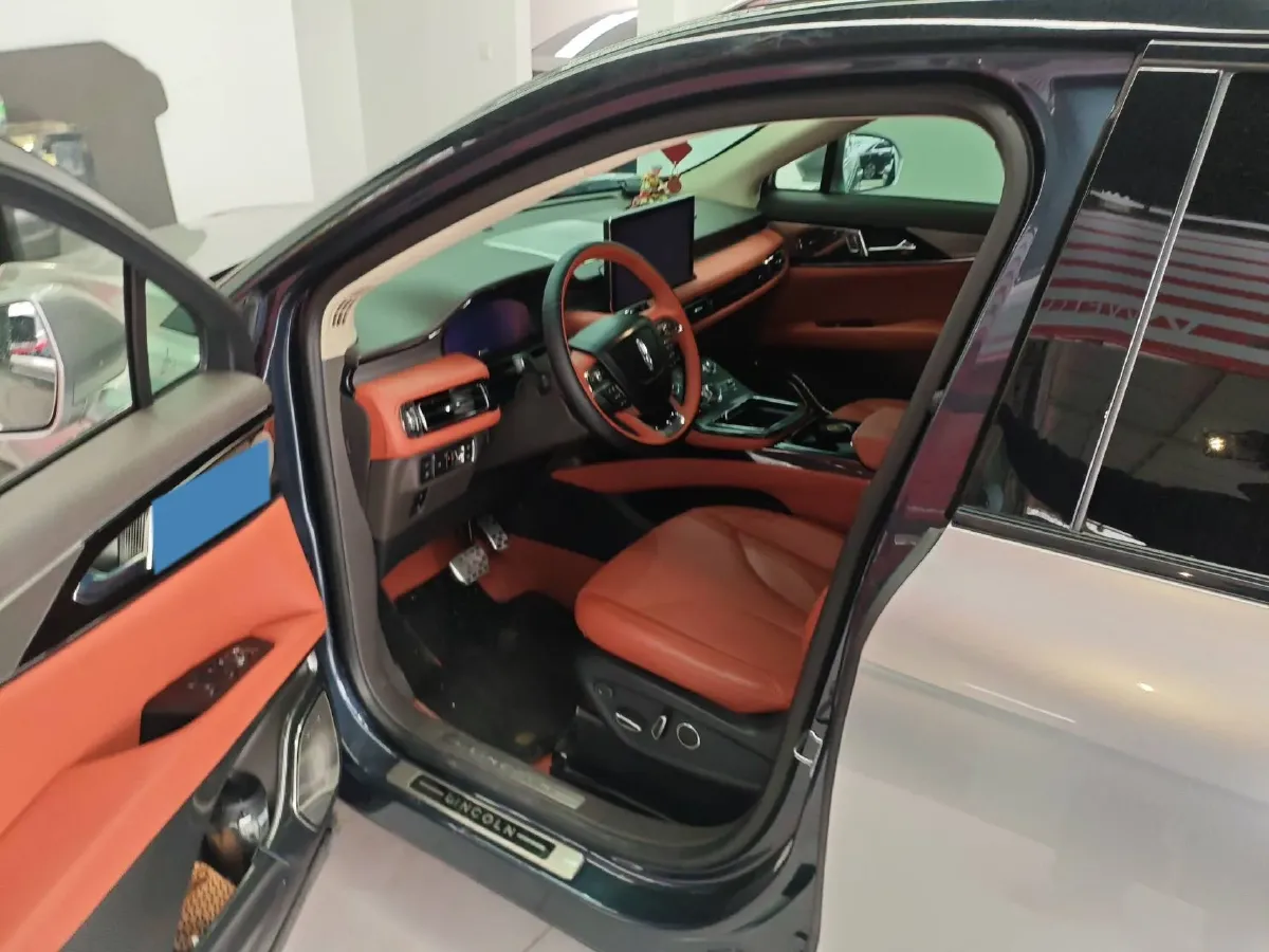 2022 Lincoln Corsair 2.0T 245HP L4 8AT,autocango,china used car exporter,china ev exporter,chinese used car exporter,chinese used ev exporter