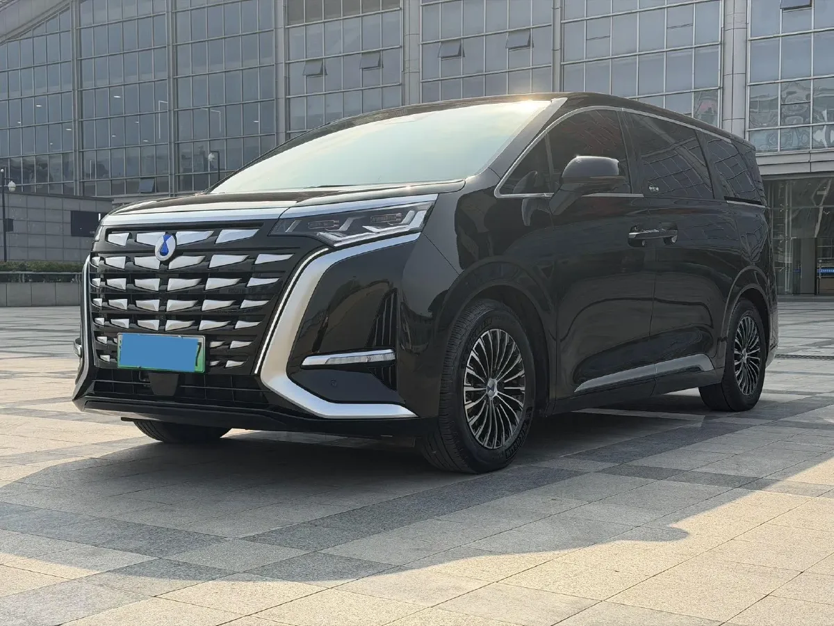 2024 Denza D9 1.5T 139HP L4 E-CVT PHEV 40KWH,autocango,china used car exporter,china ev exporter,chinese used car exporter,chinese used ev exporter