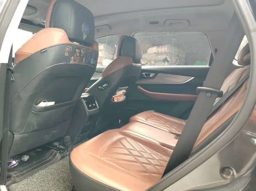 2021 Chery Tiggo 8 Plus 1.6T 197HP L4 7DCT,autocango,china used car exporter,china ev exporter,chinese used car exporter,chinese used ev exporter