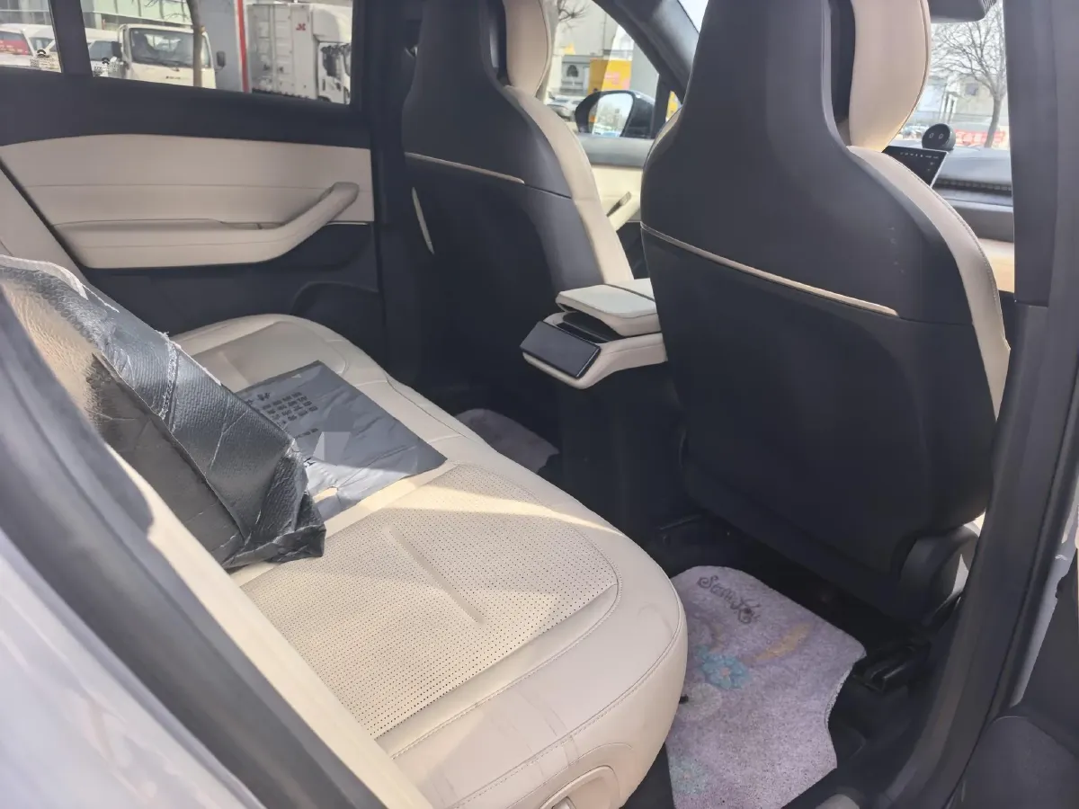 2024 NIO ES6 BEV 75KWH,autocango,china used car exporter,china ev exporter,chinese used car exporter,chinese used ev exporter