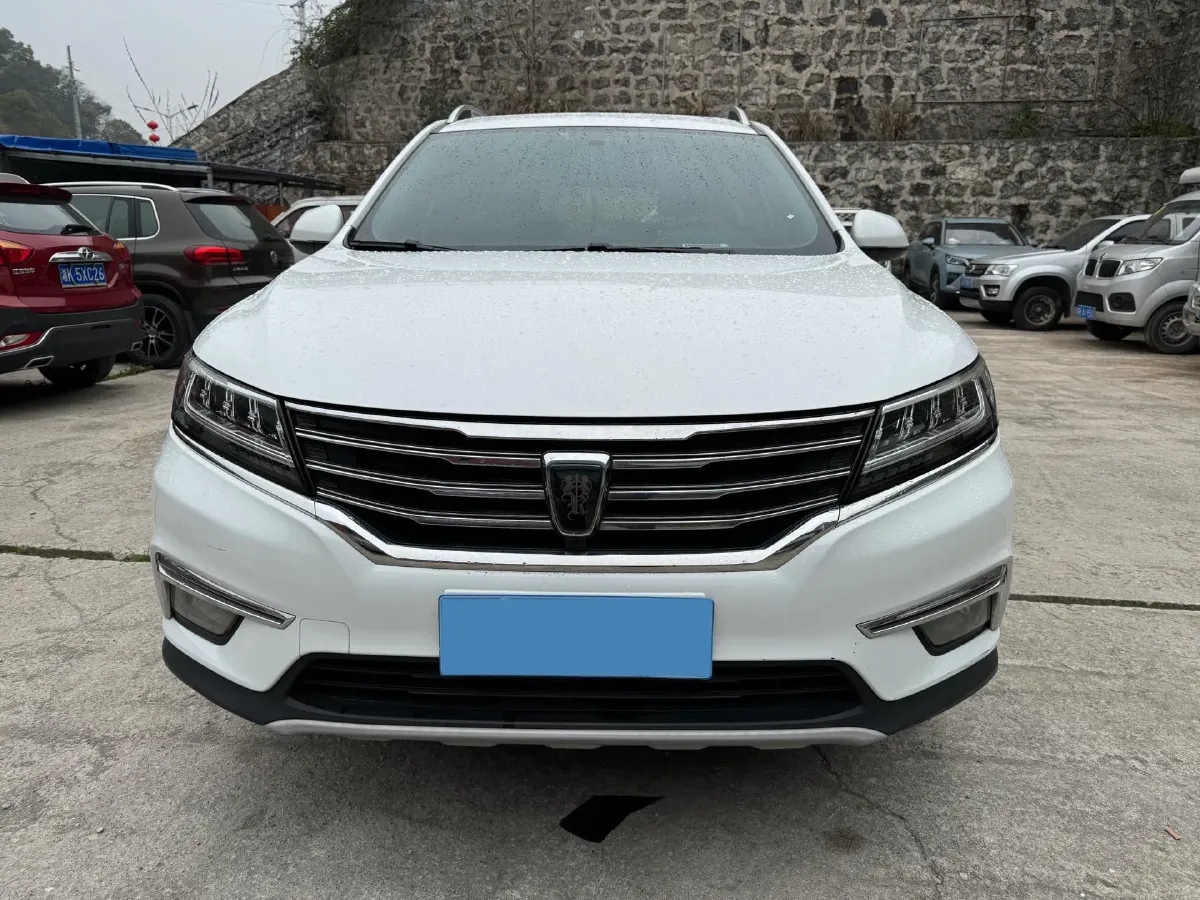 2019 Roewe i6 1.5T 169HP L4 7DCT,autocango,china used car exporter,china ev exporter,chinese used car exporter,chinese used ev exporter