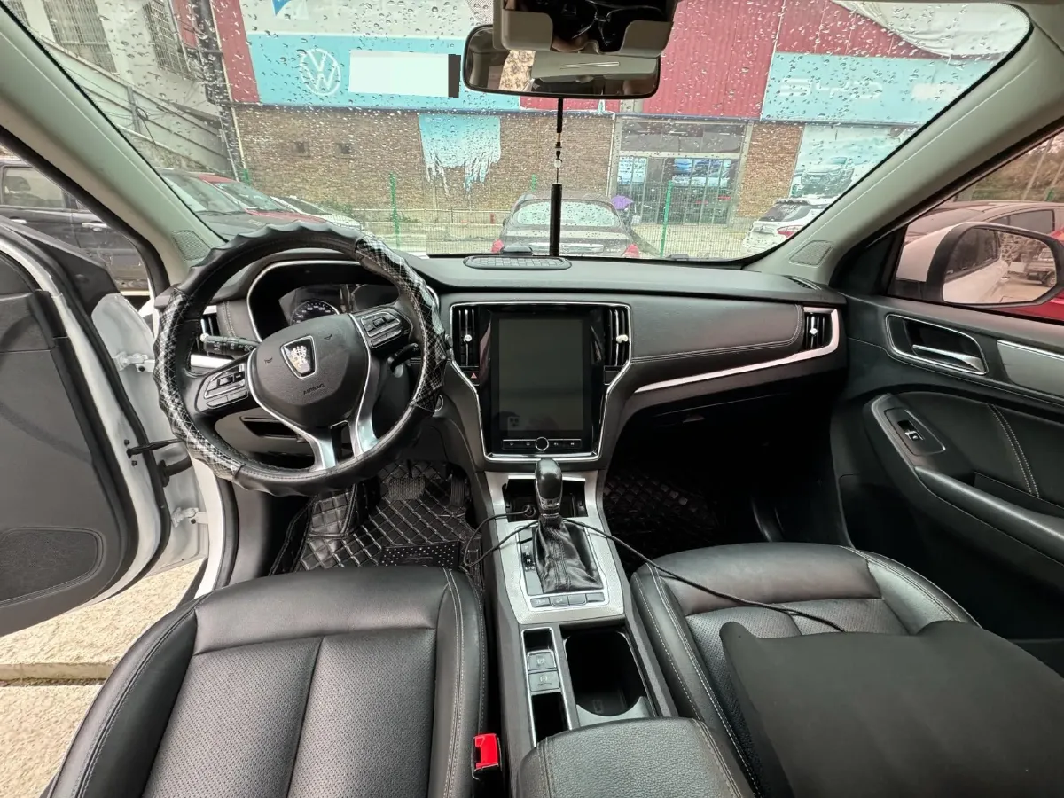 2019 Roewe i6 1.5T 169HP L4 7DCT,autocango,china used car exporter,china ev exporter,chinese used car exporter,chinese used ev exporter