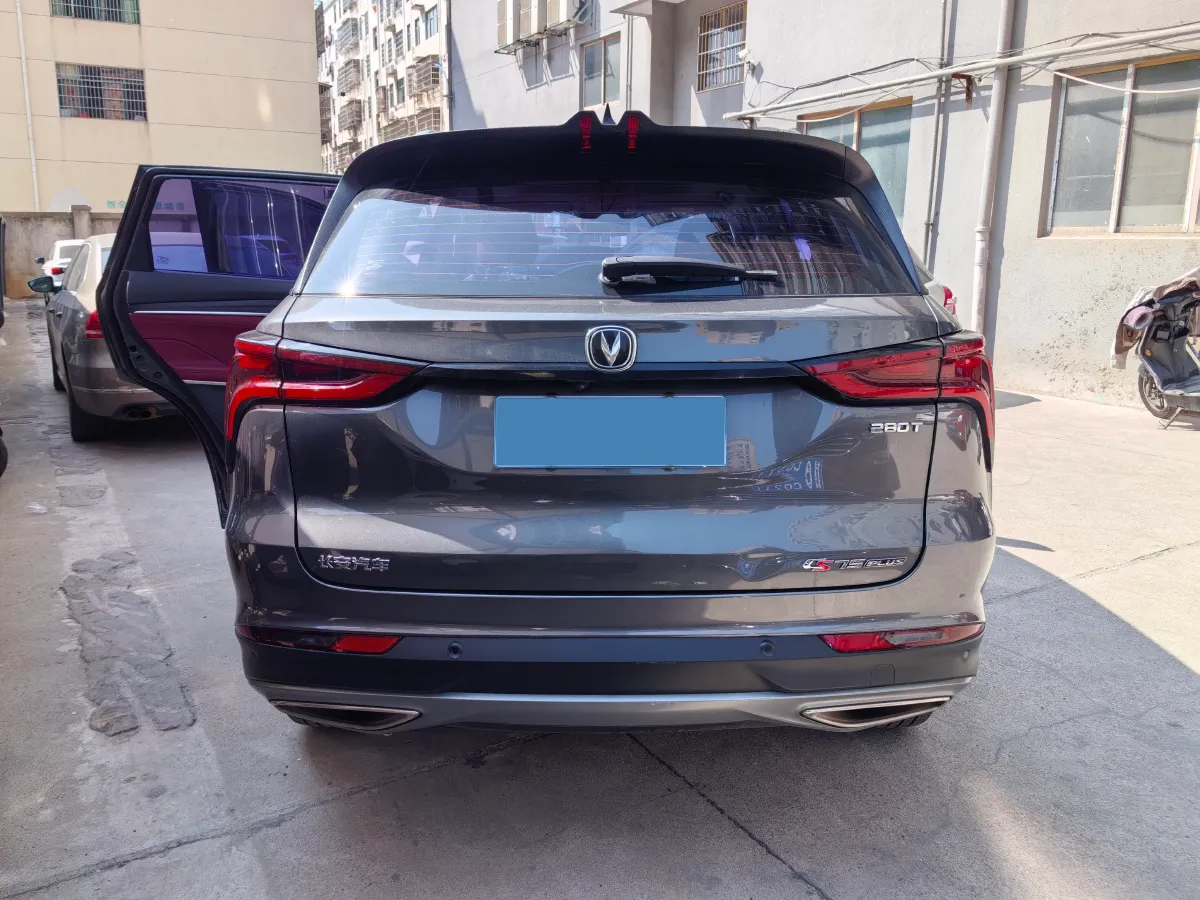 2021 ChangAn CS75 Plus 1.5T 178HP L4 6AT,autocango,china used car exporter,china ev exporter,chinese used car exporter,chinese used ev exporter