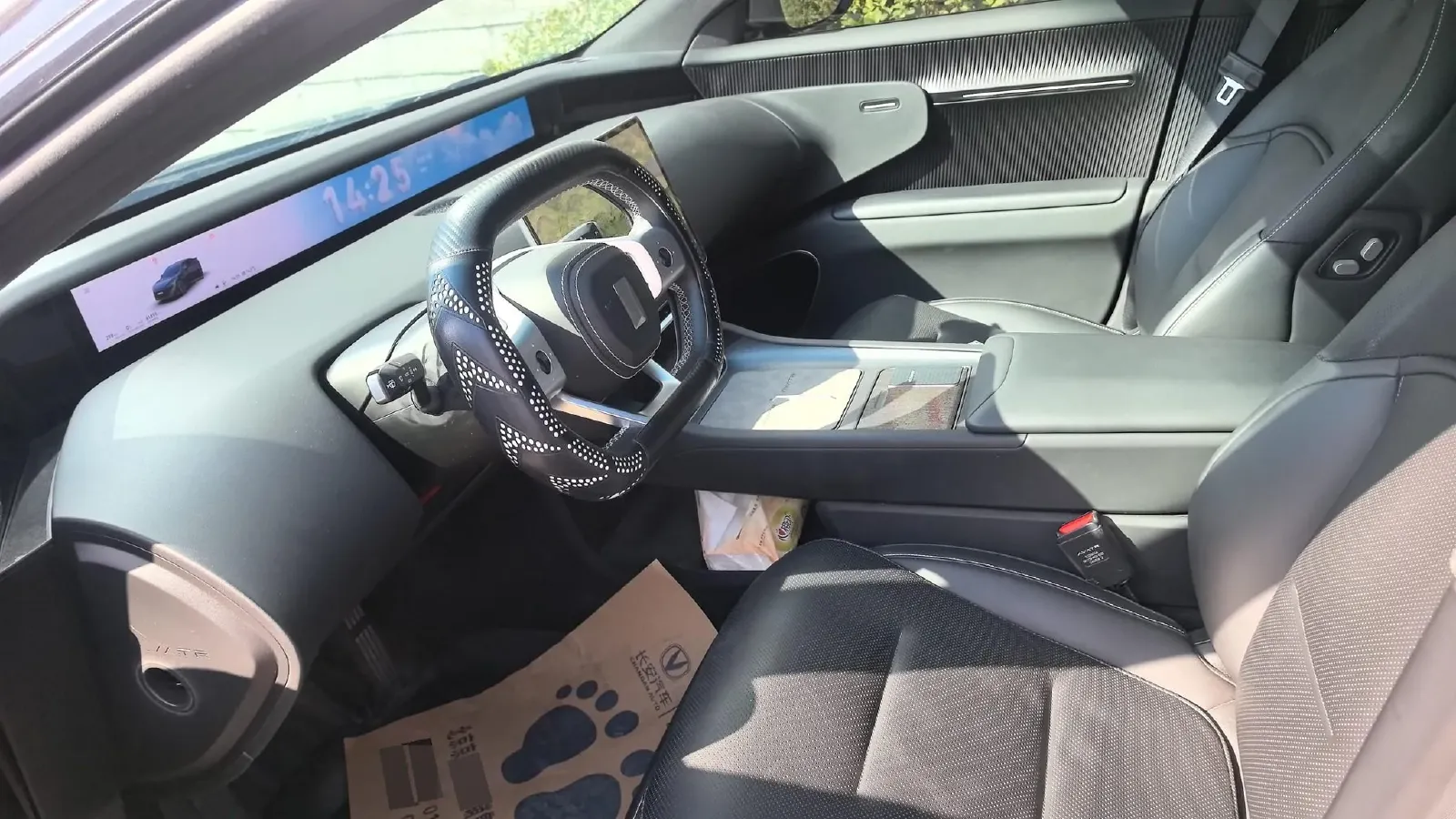 2024 Avatr 12 BEV 94.5KWH,autocango,china used car exporter,china ev exporter,chinese used car exporter,chinese used ev exporter