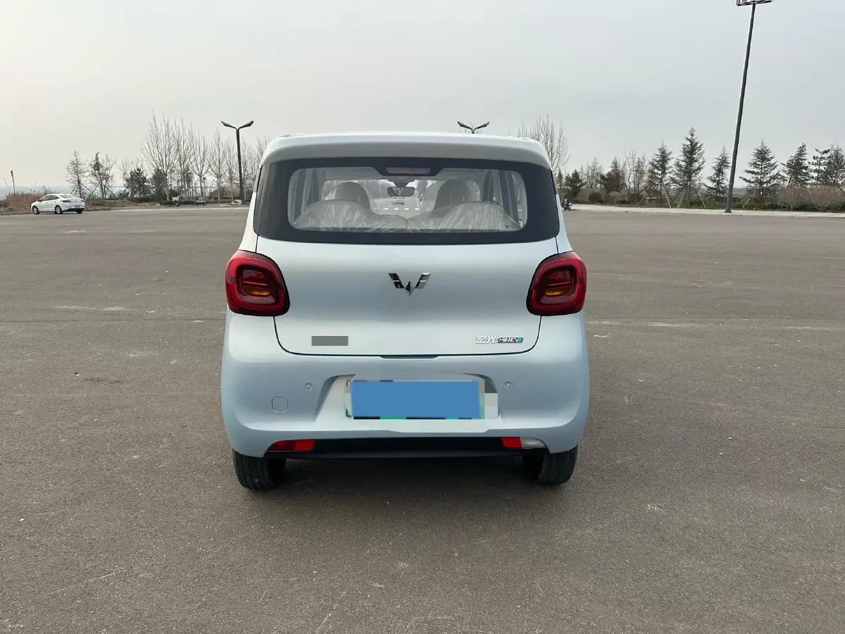 2025 WuLing HongGuang MINI EV BEV 16.2KWH,autocango,china used car exporter,china ev exporter,chinese used car exporter,chinese used ev exporter