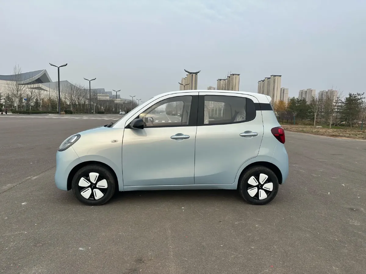 2025 WuLing HongGuang MINI EV BEV 16.2KWH,autocango,china used car exporter,china ev exporter,chinese used car exporter,chinese used ev exporter