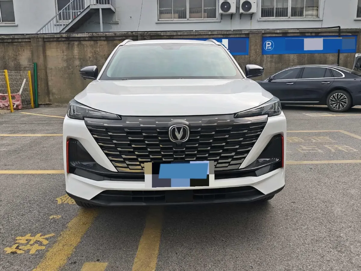 2022 ChangAn CS55 Plus 1.5T 180HP L4 7DCT,autocango,china used car exporter,china ev exporter,chinese used car exporter,chinese used ev exporter