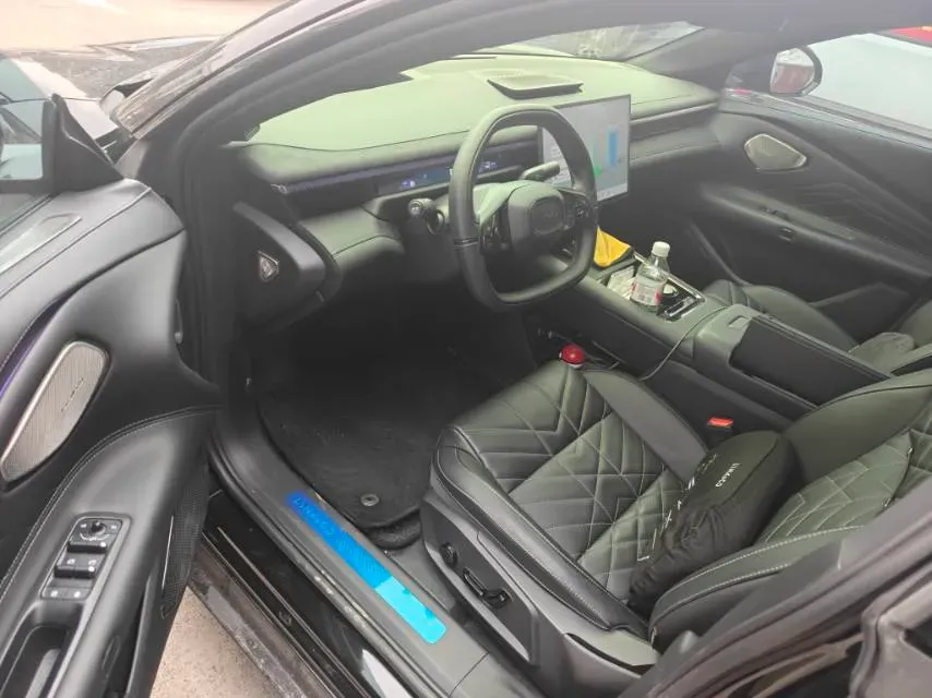 2025 LYNK&CO 10 EM-P 1.5T 163HP L4 3DHT PHEV,autocango,china used car exporter,china ev exporter,chinese used car exporter,chinese used ev exporter