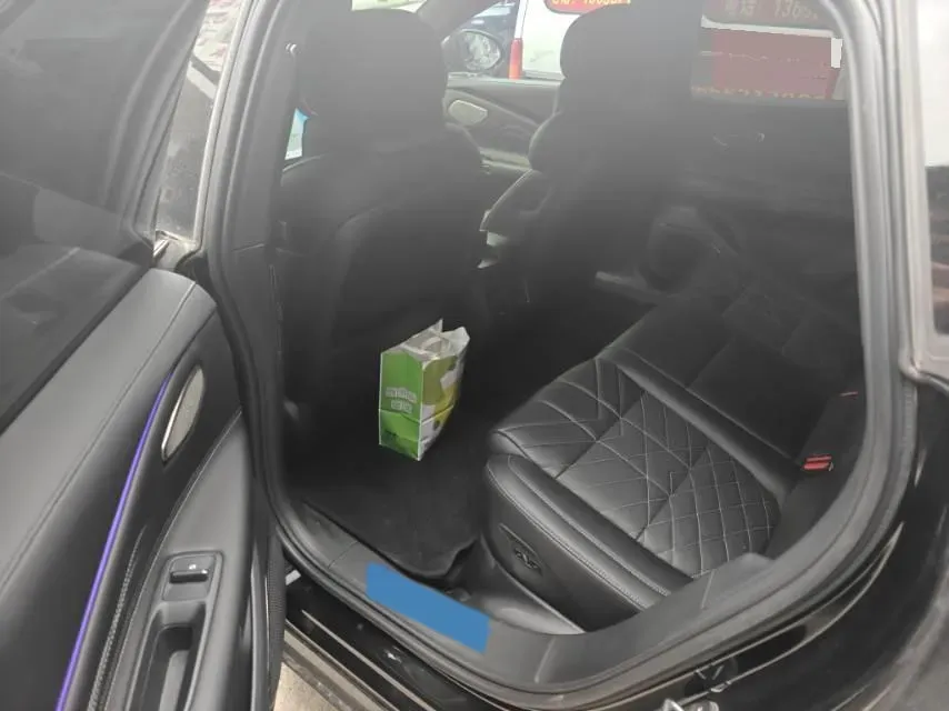 2025 LYNK&CO 10 EM-P 1.5T 163HP L4 3DHT PHEV,autocango,china used car exporter,china ev exporter,chinese used car exporter,chinese used ev exporter