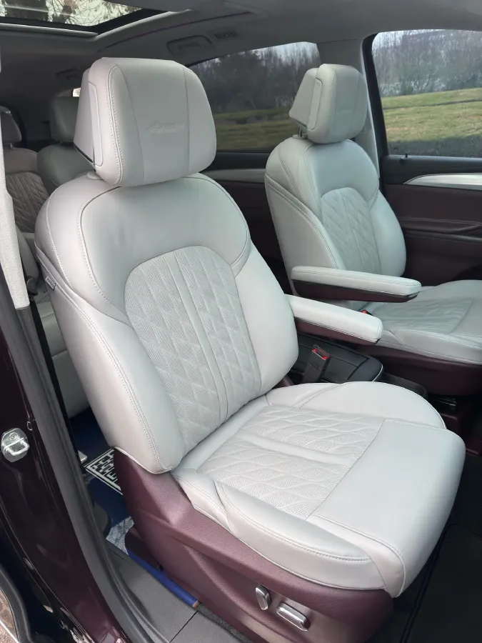 2022 Buick GL8 2.0T 237HP L4 9AT,autocango,china used car exporter,china ev exporter,chinese used car exporter,chinese used ev exporter