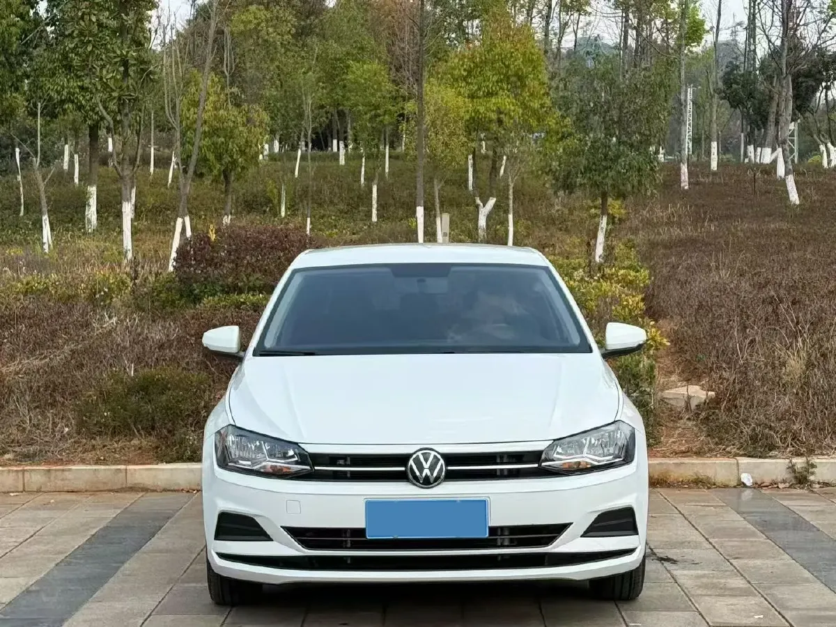 2023 Volkswagen Polo 1.5L 110HP L4 6AT,autocango,china used car exporter,china ev exporter,chinese used car exporter,chinese used ev exporter