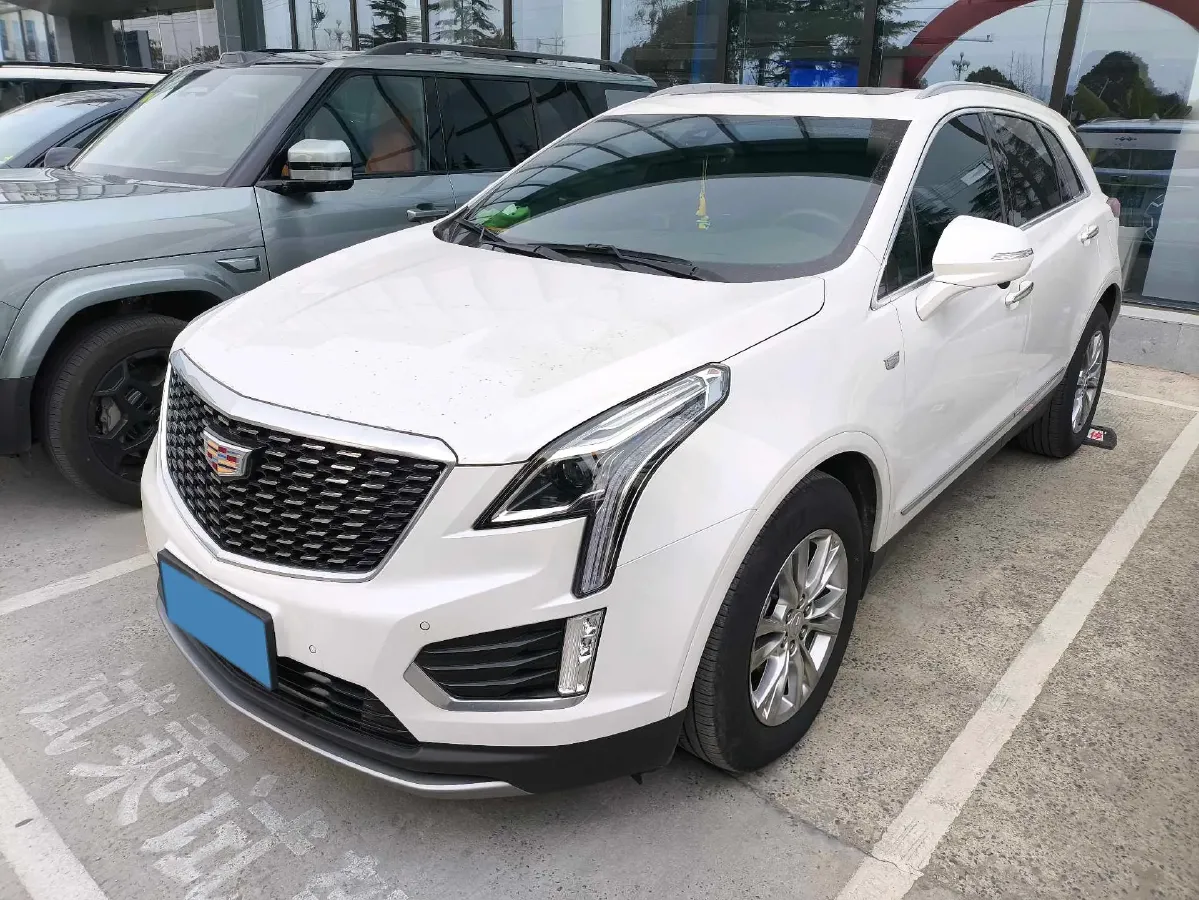 2022 Cadillac XT5 2.0T 237HP L4 9AT,autocango,china used car exporter,china ev exporter,chinese used car exporter,chinese used ev exporter