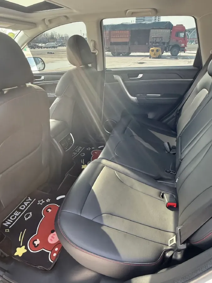 2018 Haval M6 1.5T 150HP L4 7DCT,autocango,china used car exporter,china ev exporter,chinese used car exporter,chinese used ev exporter