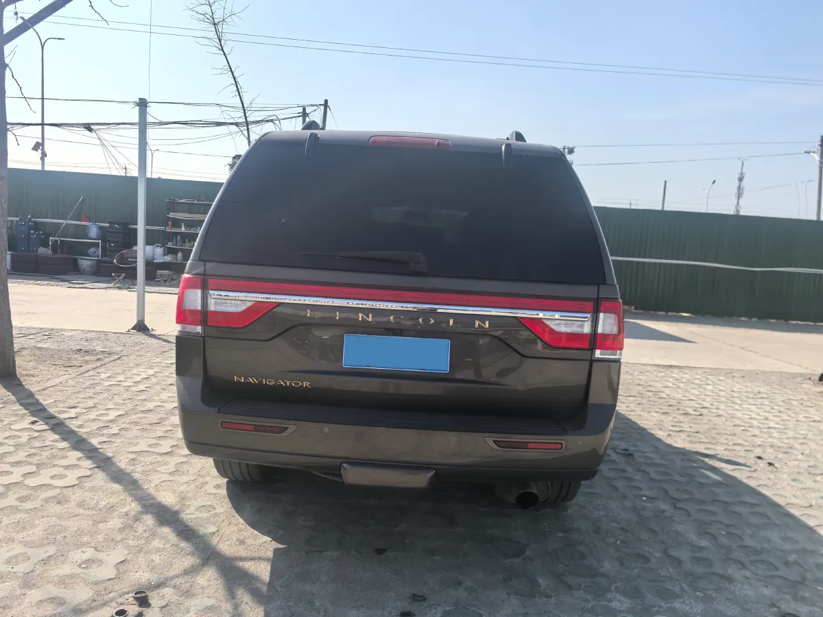 2017 Lincoln Navigator 3.5T 355HP V6 6AT,autocango,china used car exporter,china ev exporter,chinese used car exporter,chinese used ev exporter