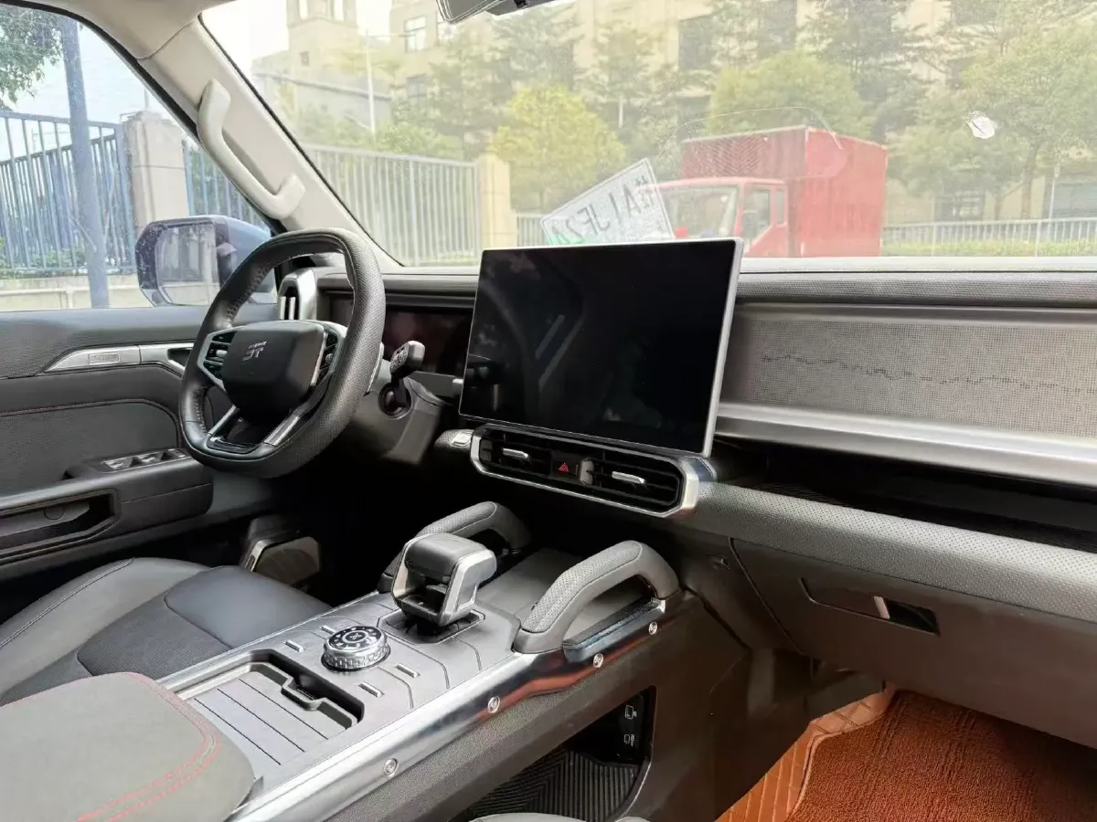 2023 Jetour Traveller 2.0T 254HP L4 7DCT,autocango,china used car exporter,china ev exporter,chinese used car exporter,chinese used ev exporter