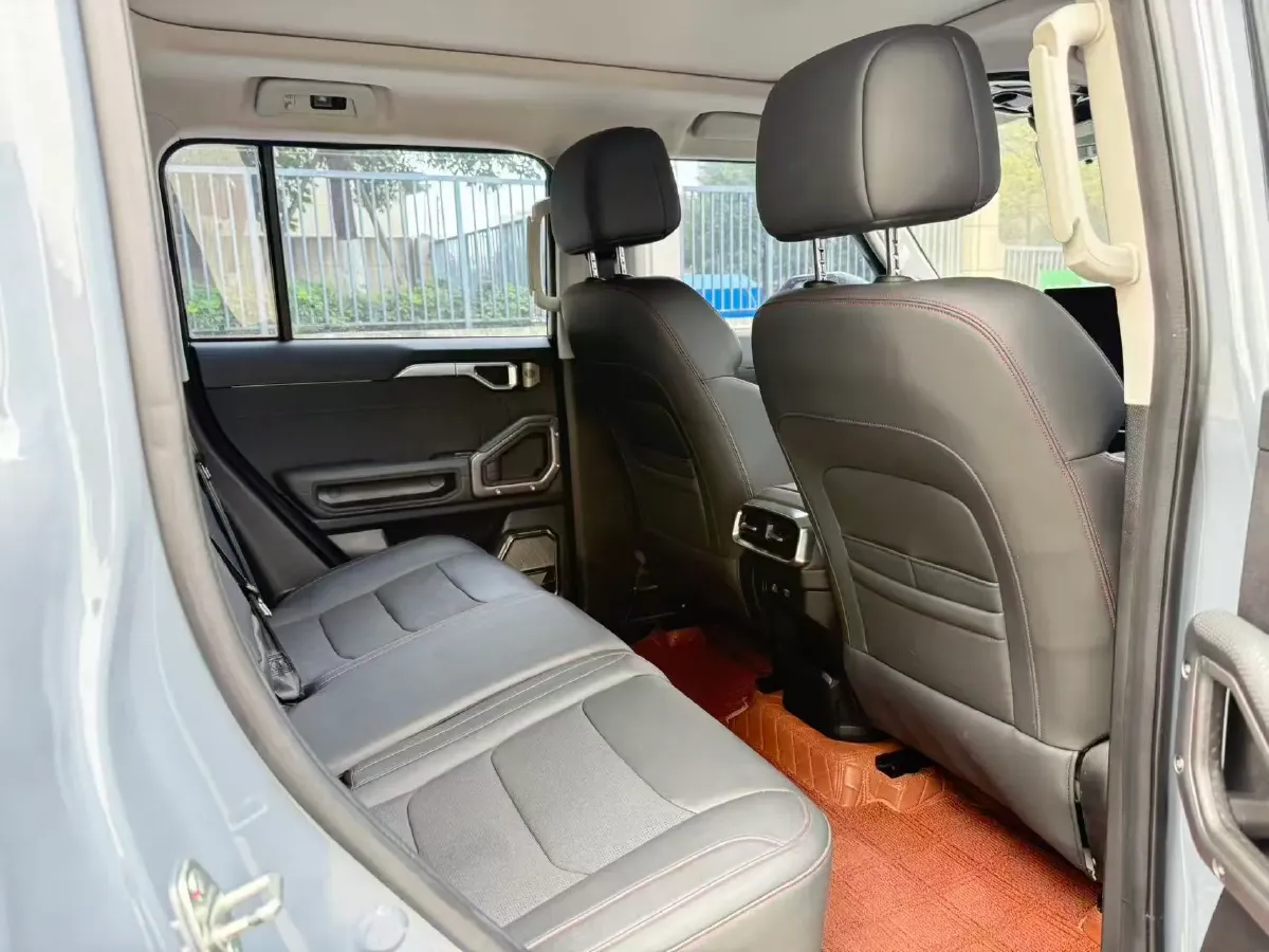 2023 Jetour Traveller 2.0T 254HP L4 7DCT,autocango,china used car exporter,china ev exporter,chinese used car exporter,chinese used ev exporter