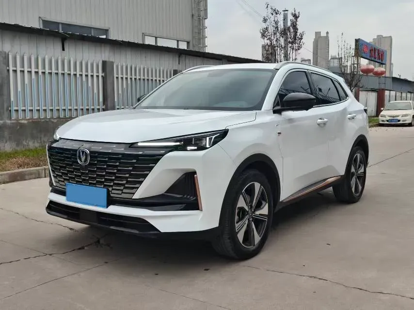 2022 ChangAn CS55 Plus 1.5T 180HP L4 7DCT,autocango,china used car exporter,china ev exporter,chinese used car exporter,chinese used ev exporter