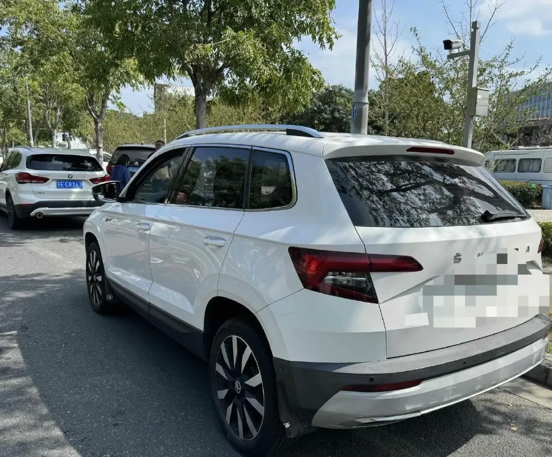 2021 Skoda Karoq 1.4T 150HP L4 7DCT,autocango,china used car exporter,china ev exporter,chinese used car exporter,chinese used ev exporter