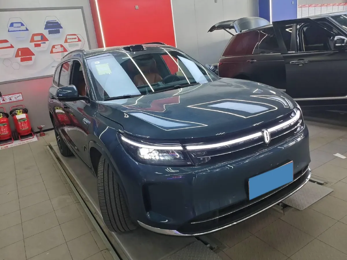 2024 AITO AITO M7 1.5T 152HP L4 REEV 42KWH,autocango,china used car exporter,china ev exporter,chinese used car exporter,chinese used ev exporter