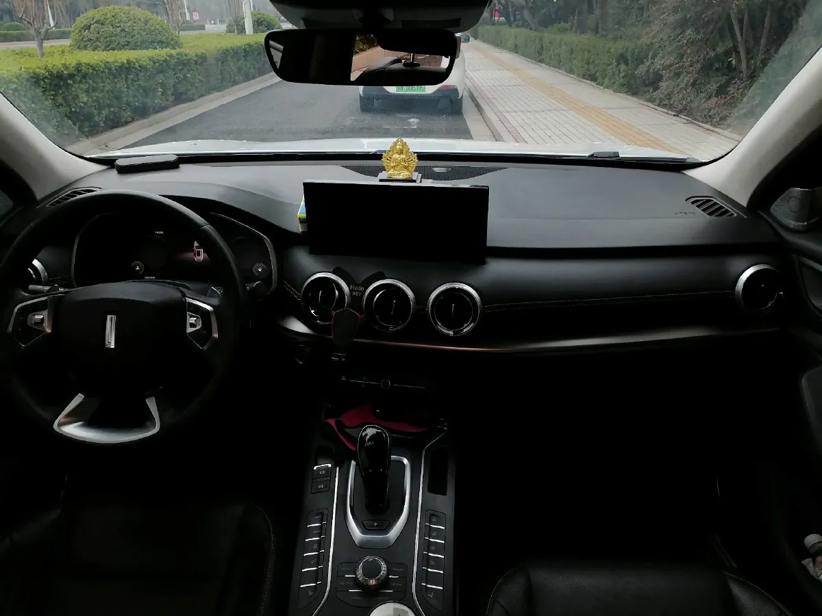 2020 WEY VV6 2.0T 227HP L4 7DCT,autocango,china used car exporter,china ev exporter,chinese used car exporter,chinese used ev exporter