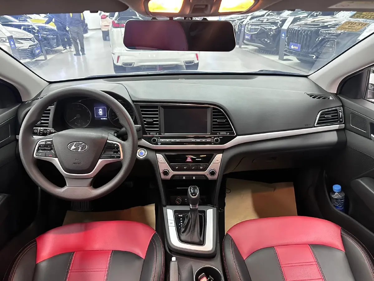 2016 Hyundai Elantra 1.6L 130HP L4 6AT,autocango,china used car exporter,china ev exporter,chinese used car exporter,chinese used ev exporter