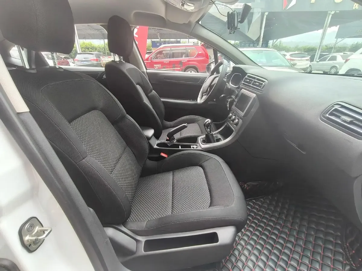 2018 Citroen C4 C-Quatre 1.6L 117HP L4 5MT,autocango,china used car exporter,china ev exporter,chinese used car exporter,chinese used ev exporter