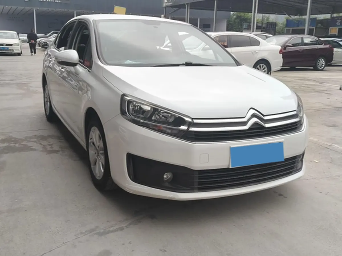 2018 Citroen C4 C-Quatre 1.6L 117HP L4 5MT,autocango,china used car exporter,china ev exporter,chinese used car exporter,chinese used ev exporter