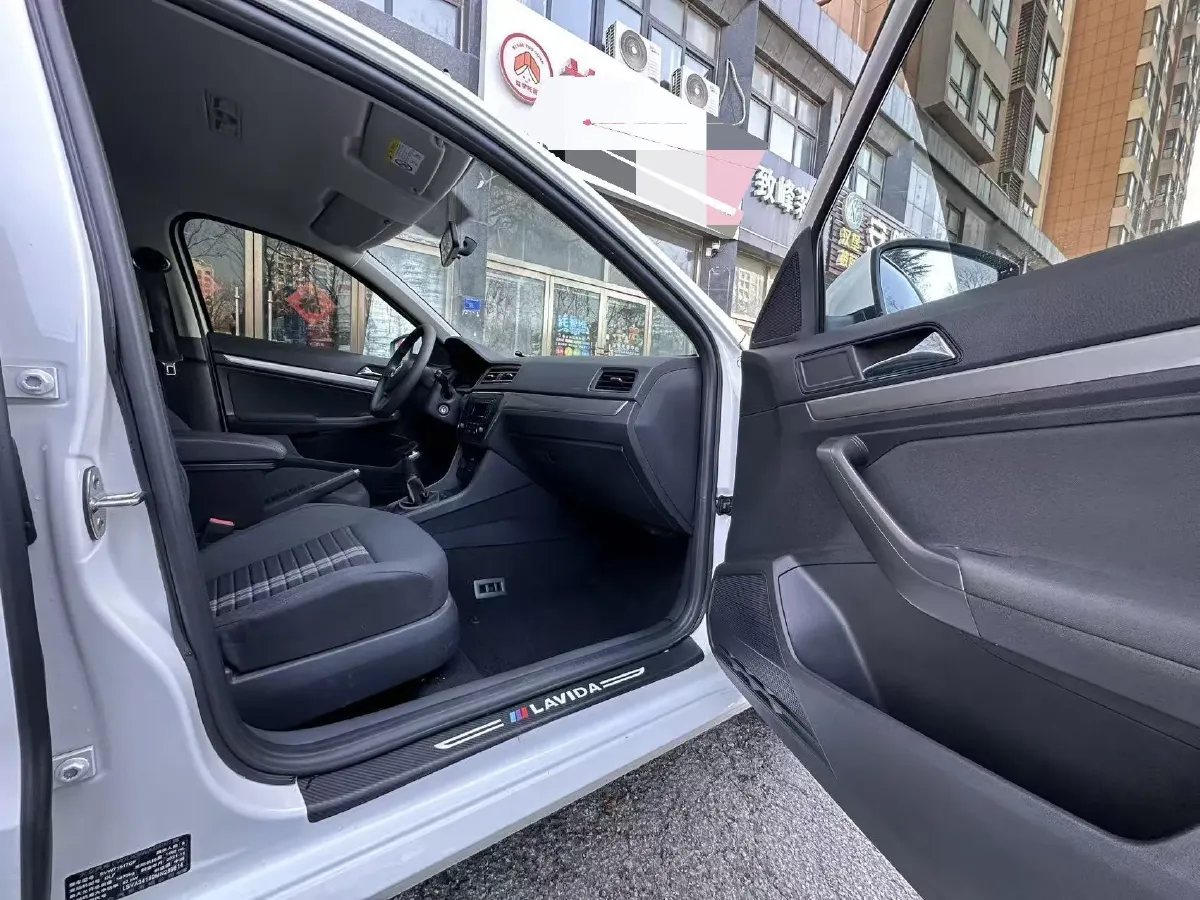 2019 Volkswagen Lavida 1.5L 112HP L4 5MT,autocango,china used car exporter,china ev exporter,chinese used car exporter,chinese used ev exporter