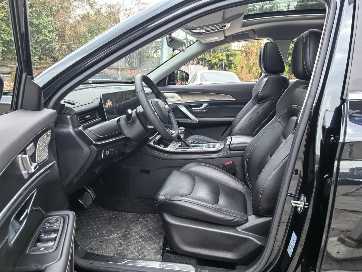 2021 Jetour X70 Plus 1.5T 156HP L4 6DCT,autocango,china used car exporter,china ev exporter,chinese used car exporter,chinese used ev exporter