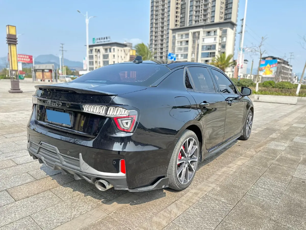 2018 Toyota C-HR 2.0L 171HP L4 CVT,autocango,china used car exporter,china ev exporter,chinese used car exporter,chinese used ev exporter