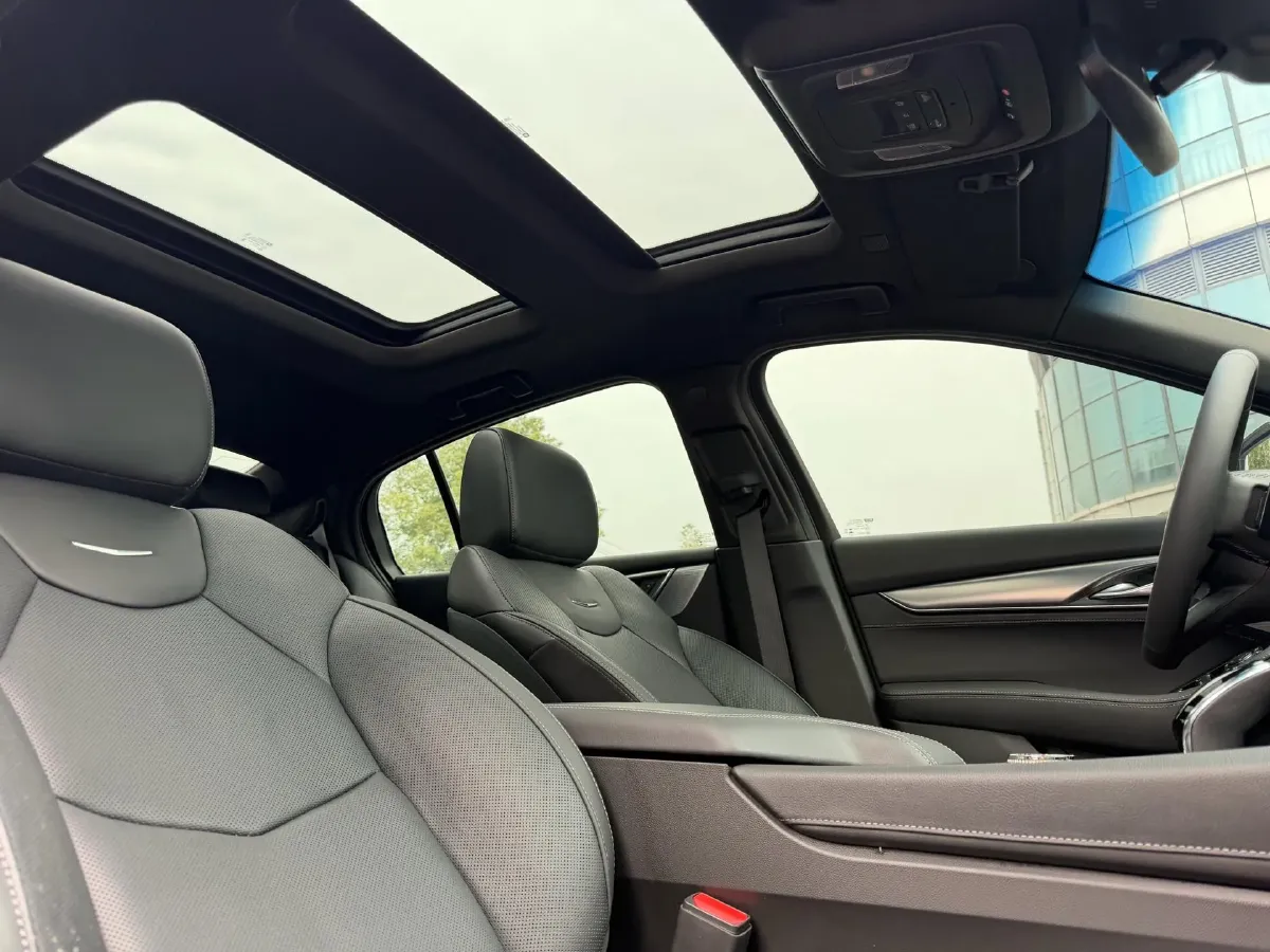 2023 Cadillac CT5 2.0T 237HP L4 10AT,autocango,china used car exporter,china ev exporter,chinese used car exporter,chinese used ev exporter