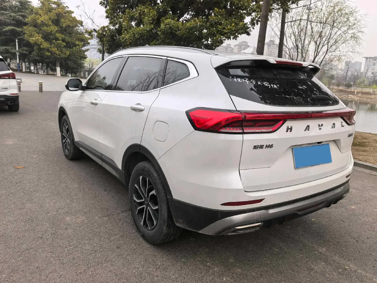 2021 Haval H6 1.5T 150HP L4 7DCT,autocango,china used car exporter,china ev exporter,chinese used car exporter,chinese used ev exporter