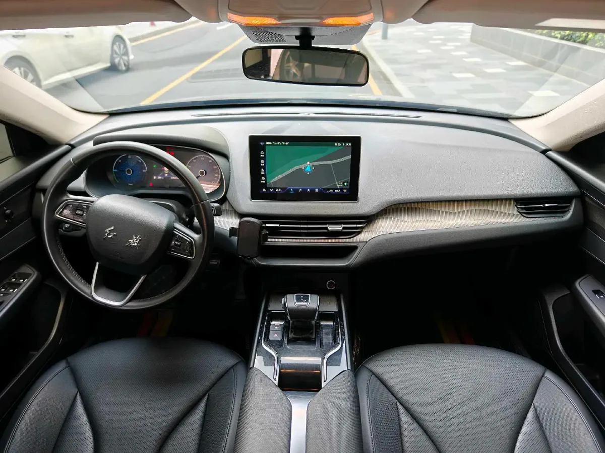 2022 HongQi E-QM5 BEV 54KWH,autocango,china used car exporter,china ev exporter,chinese used car exporter,chinese used ev exporter