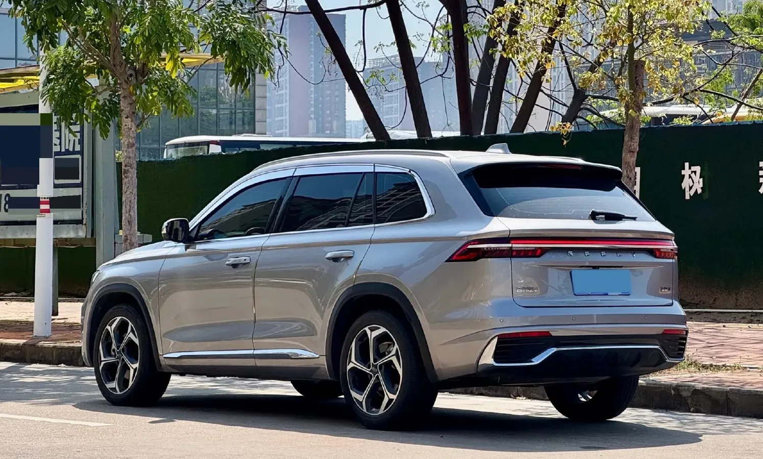 2021 Geely Monjaro 2.0T 218HP L4 7DCT,autocango,china used car exporter,china ev exporter,chinese used car exporter,chinese used ev exporter