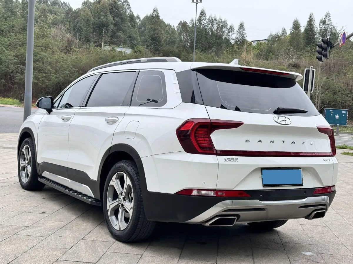 2021 Hyundai Custo 2.0T 236HP L4 8AT,autocango,china used car exporter,china ev exporter,chinese used car exporter,chinese used ev exporter