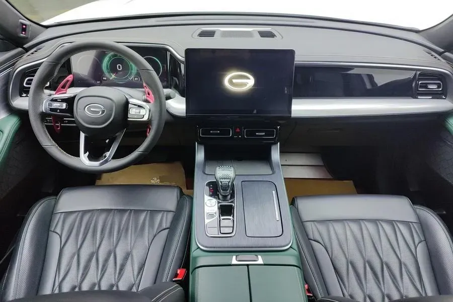 2022 GAC Trumpchi GS8 2.0T 252HP L4 8AT,autocango,china used car exporter,china ev exporter,chinese used car exporter,chinese used ev exporter