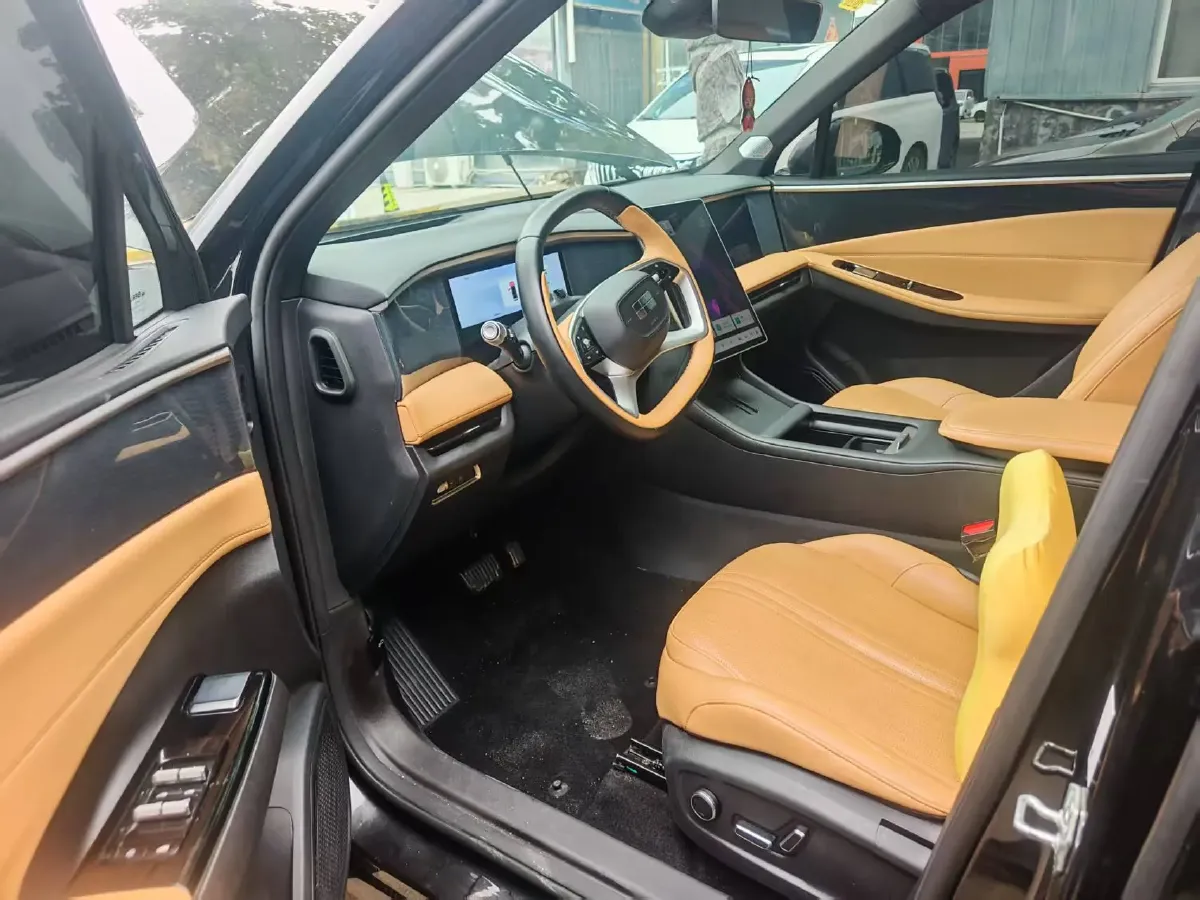 2023 Geely Galaxy L7 1.5T 163HP L4 3DHT PHEV 18.7KWH,autocango,china used car exporter,china ev exporter,chinese used car exporter,chinese used ev exporter