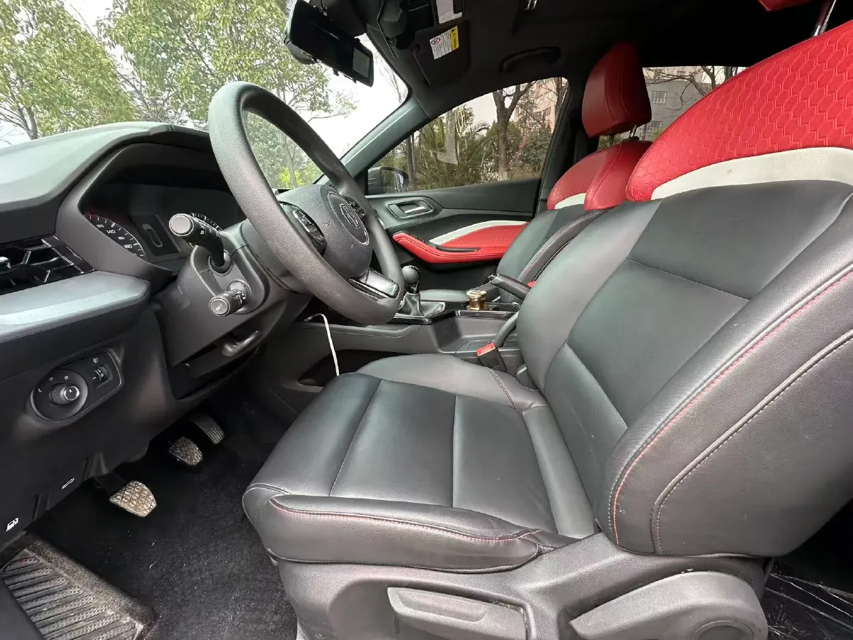 2023 MG 5 1.5L 129HP L4 5MT,autocango,china used car exporter,china ev exporter,chinese used car exporter,chinese used ev exporter