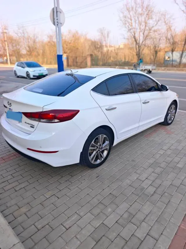 2016 Hyundai Elantra 1.6L 130HP L4 6AT,autocango,china used car exporter,china ev exporter,chinese used car exporter,chinese used ev exporter