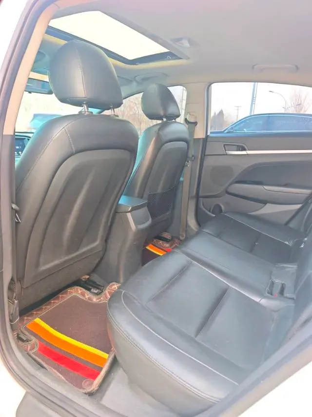 2016 Hyundai Elantra 1.6L 130HP L4 6AT,autocango,china used car exporter,china ev exporter,chinese used car exporter,chinese used ev exporter